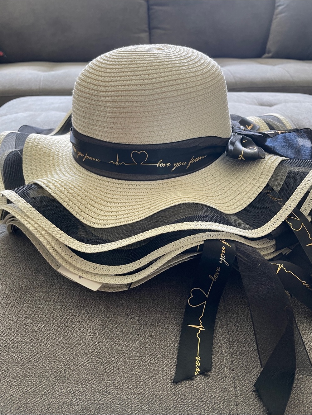 Set of 8 Chic Cream and Black Wide Brim Hat